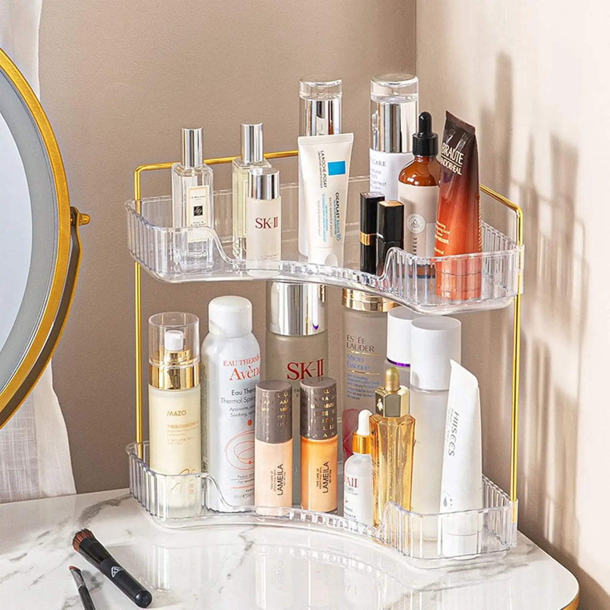 A space-saving 2/3 floor vanity corner organizer, a luxurious gold cosmetic storage rack, multi-level bathroom countertop storage, suitable for lotions, creams and other makeup tools. multi-layer beauty holder lipstick supply brush compact wristwatch